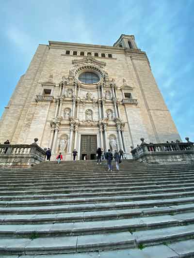 Gironacat400x600web