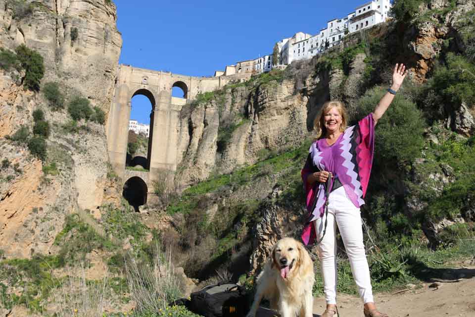 Brackenstraveltails at the foot of Ronda's old bridge in the gorge