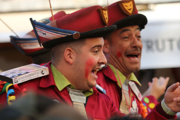 Musical extravaganza with Carnival singers of Cadiz