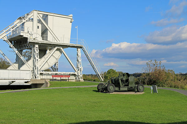 w Original bridge 