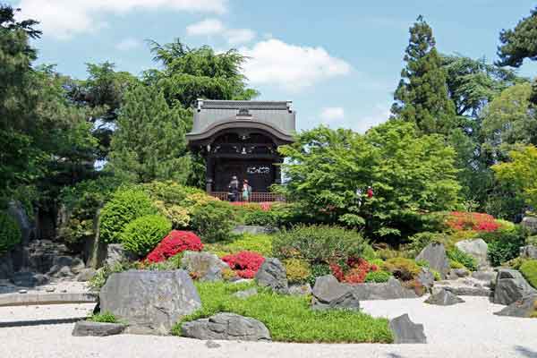 Kew Gardens' Japan's Garden of Peace